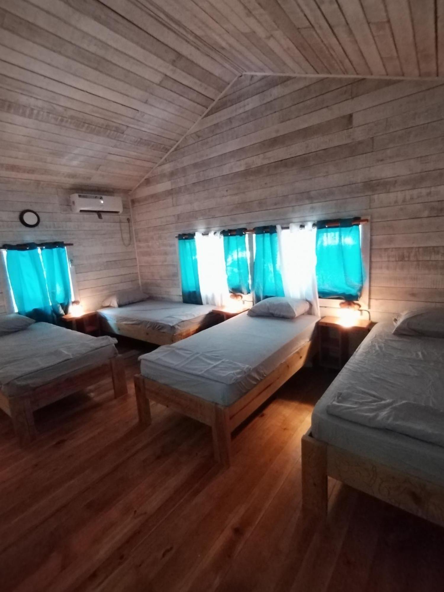 Hotel Tierra Verde Bed And Breakfast Bocas Town Kültér fotó