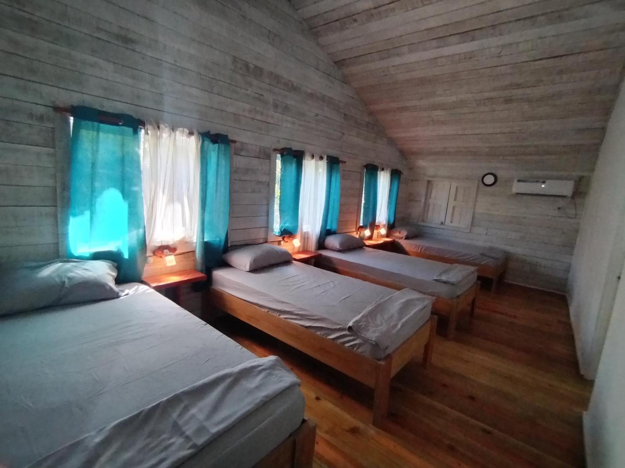 Hotel Tierra Verde Bed And Breakfast Bocas Town Kültér fotó